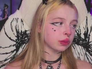 cateatlee webcam model stream image