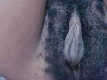 Skinybitchx webcam bongacams model stream image