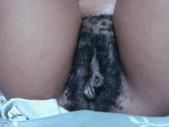 Skinybitchx webcam model stream image