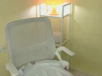 averageuncut1 webcam chaturbate model stream image