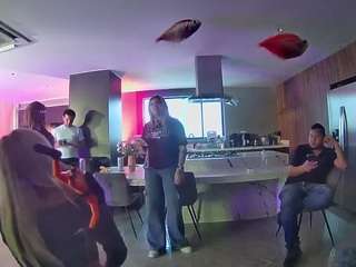 voyeurcam-casa-salsa-fishtank webcam model stream image
