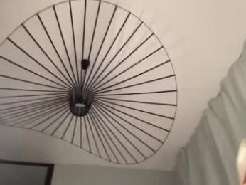 mother__of__dragons webcam model stream image