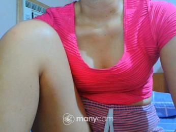 mainee webcam model stream image