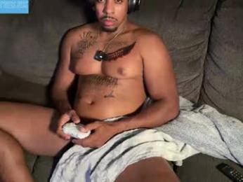 10inch_gymjunky webcam model stream image