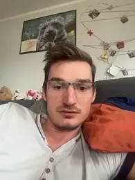 Netflixundcock webcam model stream image