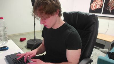 Charles_Dreams webcam model stream image