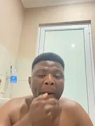 Dynamite_cums_in_size_2 webcam model stream image