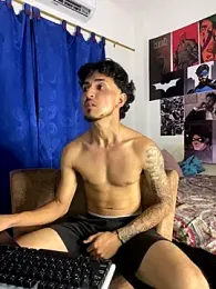 Kriss_Edwards webcam stripchat model stream image