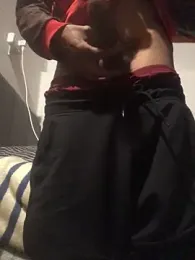 nasdaq325 webcam model stream image