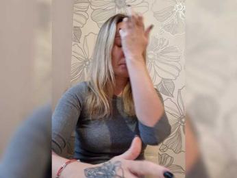 kykyshe4ka webcam bongacams model stream image