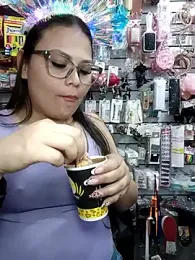 Vale_Saenzz webcam model stream image