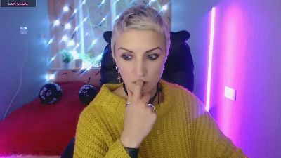 Sweet_n_Strong webcam model stream image