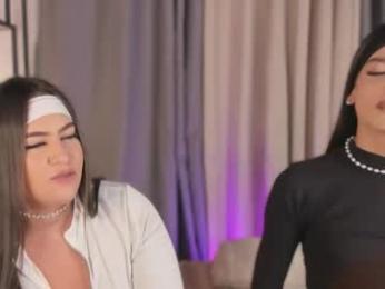 lynda_west webcam model stream image