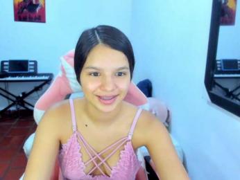 room-kitty webcam model stream image