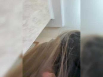 Flipflapfap webcam model stream image