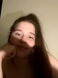 HornyGirlH webcam model stream image