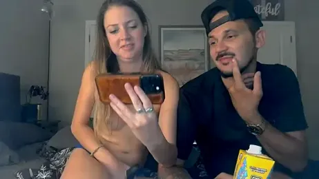 molly_witha_chance webcam model stream image