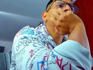 Johnny Walls webcam model stream image