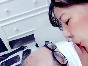 nene_teacher webcam model stream image