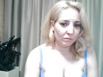 mariska-kiska webcam model stream image