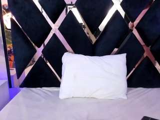 eva-loretti webcam model stream image