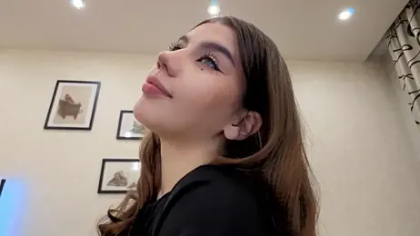 dolly_ll webcam model stream image