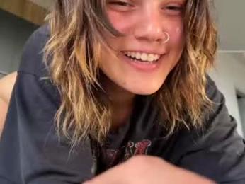 baby_meimei webcam model stream image