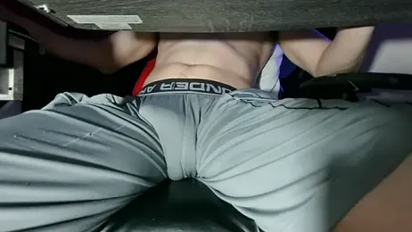 Dick_and_muscles webcam model stream image