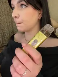 Poly_Nick webcam model stream image