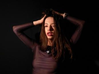 MillaMoore webcam livejasmin model stream image