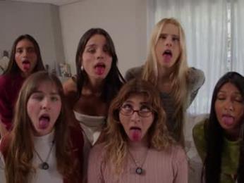 brazilians_doitbetter webcam chaturbate model stream image