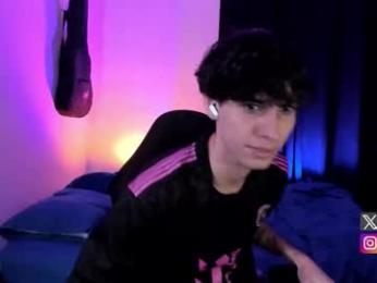 khozler_ webcam model stream image