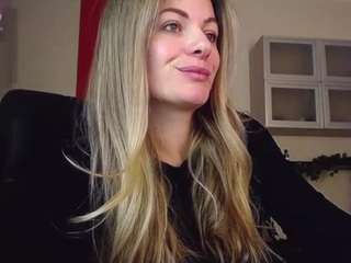 allofmee webcam model stream image