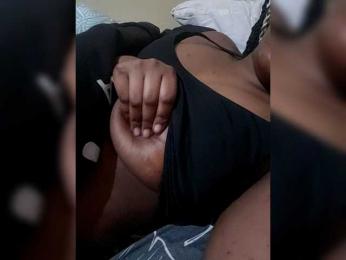 Harlet05 webcam model stream image