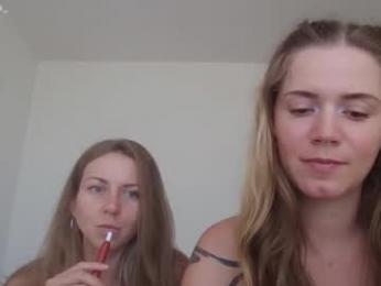 _sensualia_ webcam model stream image