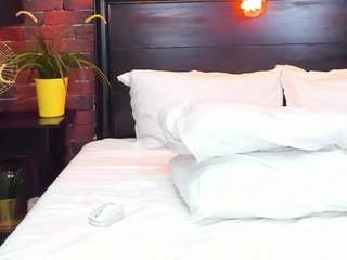 christynaross webcam model stream image