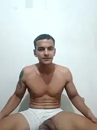 Heartsarm webcam model stream image