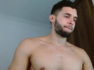 Tom Wills webcam model stream image