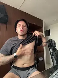 Dra-Dr-Fitness webcam model stream image