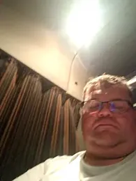 Tataurs webcam model stream image