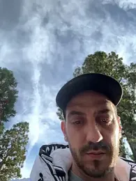 AlexGogo23 webcam model stream image