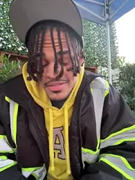 Mrmakeherwet_Tez webcam model stream image