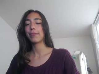 unknowngiirl webcam model stream image