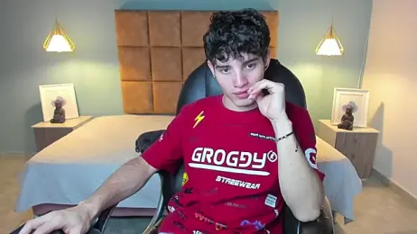 AlejooTwink webcam model stream image