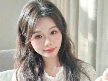 lingzi webcam model stream image