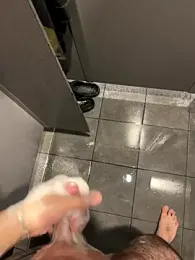 Loco42- webcam model stream image