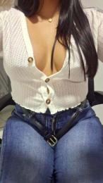 isabella323 webcam cam4 model stream image