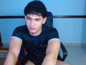 zyrosxk webcam model stream image