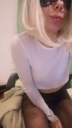 sweeetgirl_hot webcam model stream image