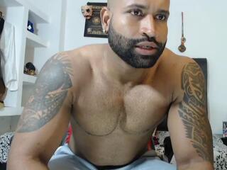 Tayler Summer webcam model stream image